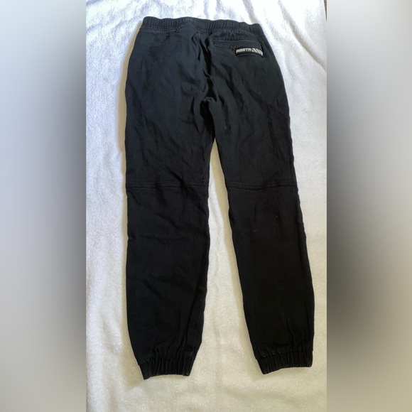 RGSTR…boy's pants in size 10/12 - Picture 5 of 5